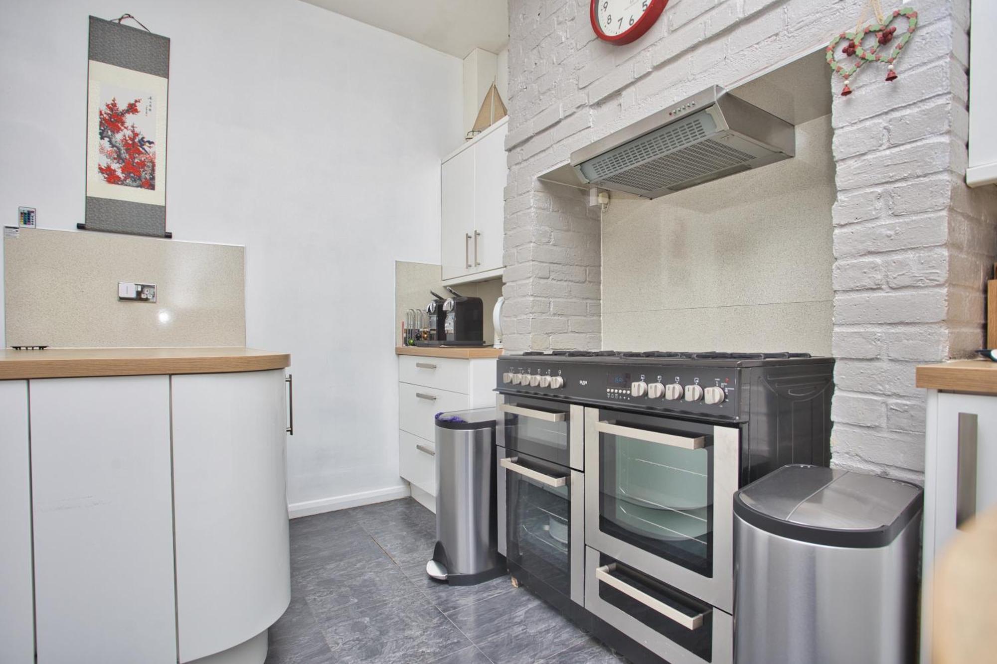 Hébergement de vacances Spacious Seaside Escape In The Heart Of Deal, 4 Mins From The Deal