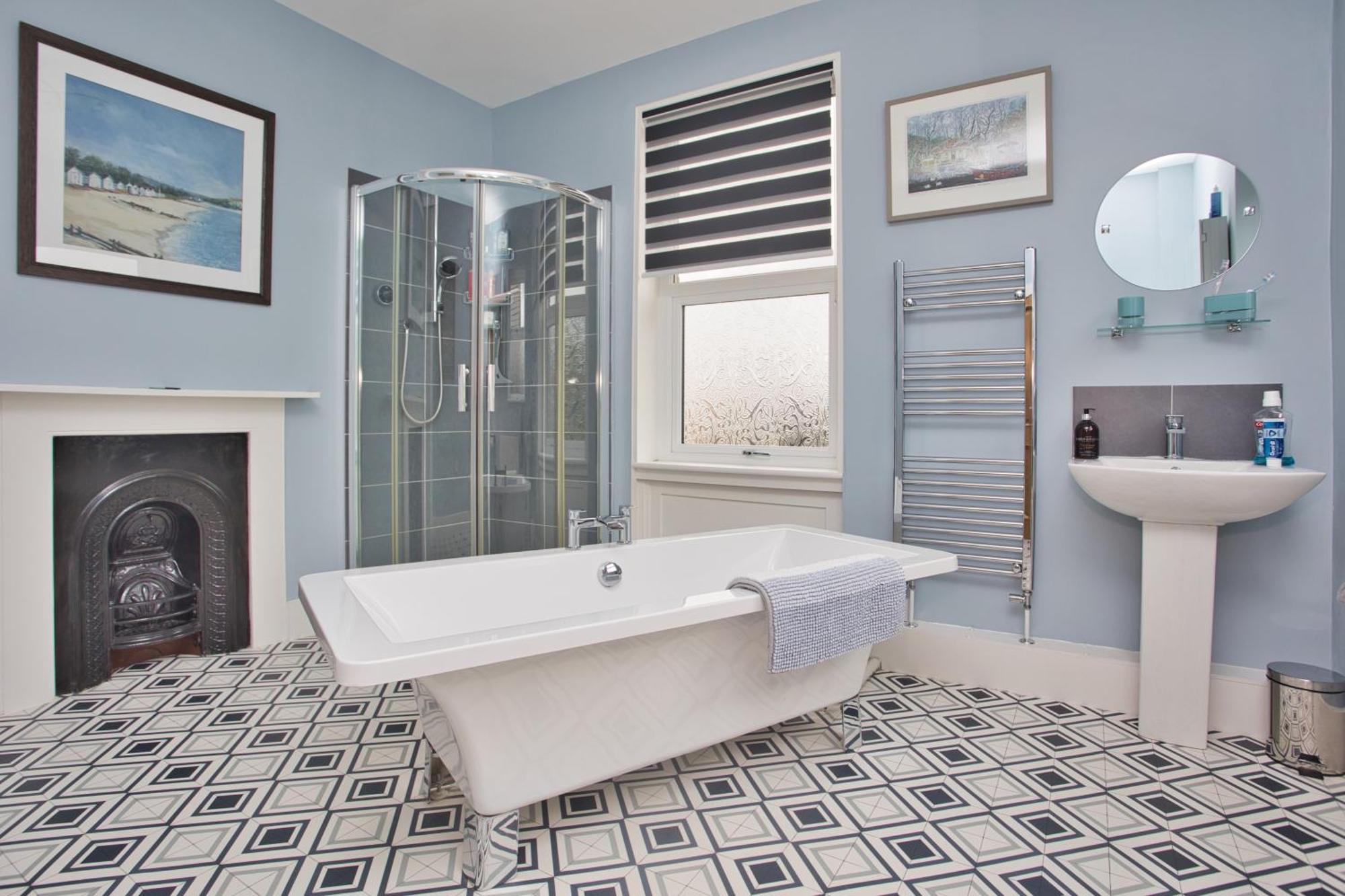 Holiday home Spacious Seaside Escape In The Heart Of Deal, 4 Mins From The Deal